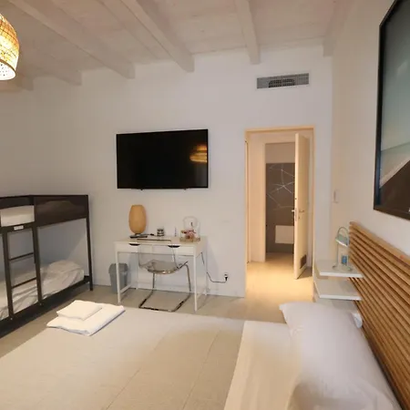 Frühstückspension Bed & Breakfast Grimaldi Di Elena Marina di Massa