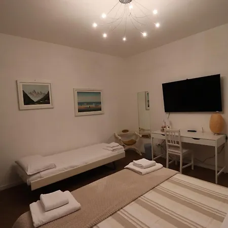 Frühstückspension Bed & Breakfast Grimaldi Di Elena Marina di Massa
